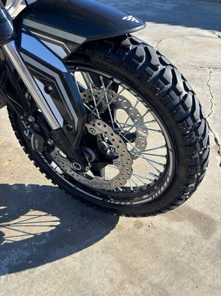 Voge 650 DSX Moto Trail