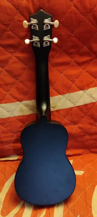 Ukelele Negro satinado