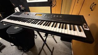 Teclado Yamaha PSR-EW300