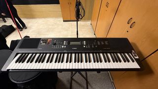 Teclado Yamaha PSR-EW300