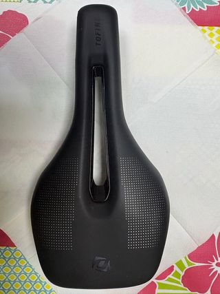 Sillín Syncros Tofino R 1.0 Carbono 135mm