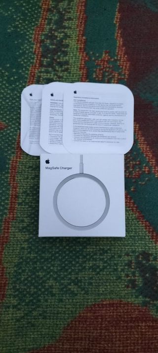 CARICABATTERIA RAPIDO + CARICABATTERIA MAGSAFE WIRELESS