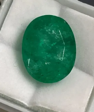 Smeraldo Ovale CT 10,34 Certificato GIL