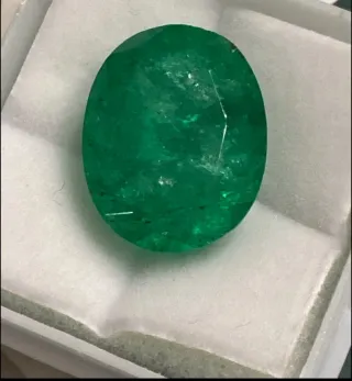 Smeraldo Ovale CT 10,34 Certificato GIL