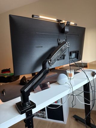 Brazo Soporte de Monitor 360° hasta 10Kg