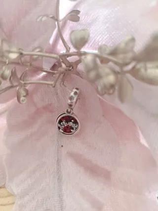 Colgante Pandora Corona Roja y Circonitas