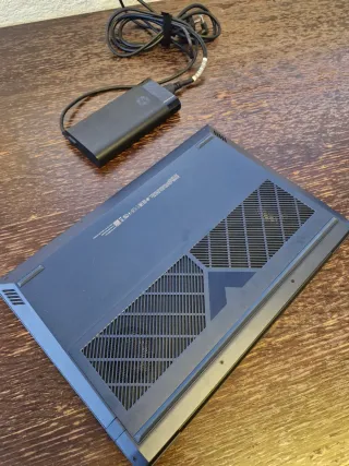 Portátil Gaming Victus by HP 16-e0xxx