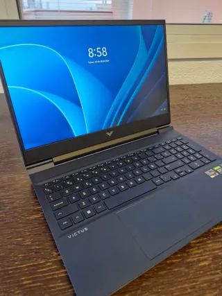 Portátil Gaming Victus by HP 16-e0xxx