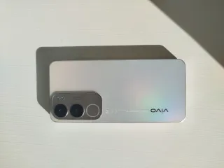 Vivo Y19s + Cargador Y Funda Gratis