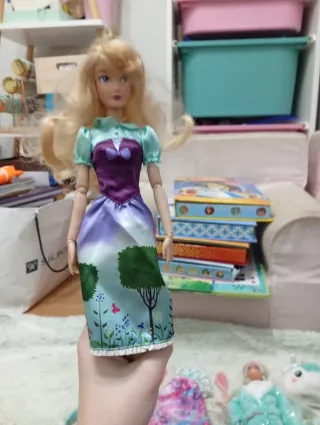 Muñeca Cenicienta Disney Princess con 2 vestidos