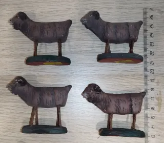Lote 8 figuras Belén cabras