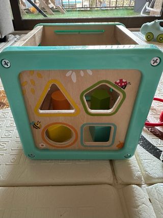 Cubo actividades madera infantil