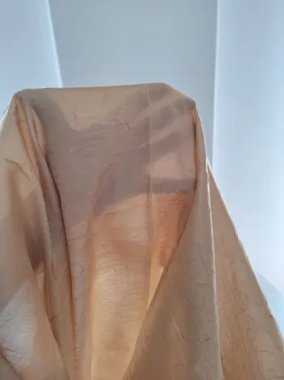 Tenda color oro effetto stropicciato