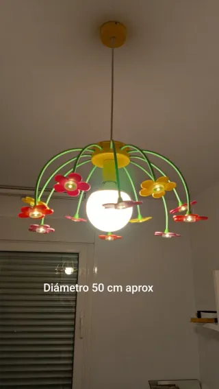 Lámpara infantil techo flores