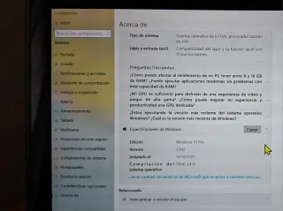 Lenovo 2 en 1 Táctil