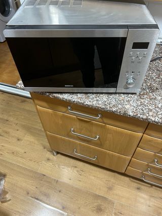 Microondas Beko MWB2310EX