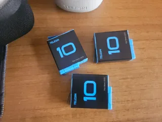 GoPro Hero 10 + 4 batterie e stazione