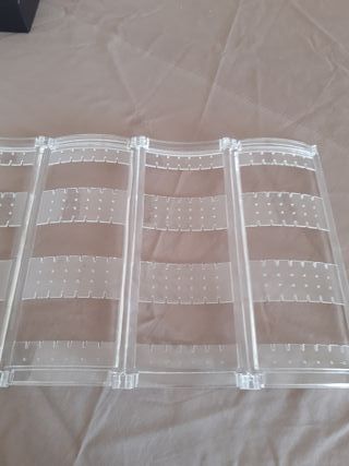 Portaorecchini pieghevole trasparente