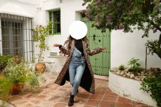 Abrigo largo estampado talla única