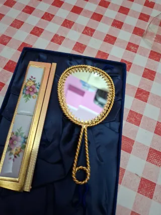 Conjunto Vaidade Vintage Floral Caiza com marcas