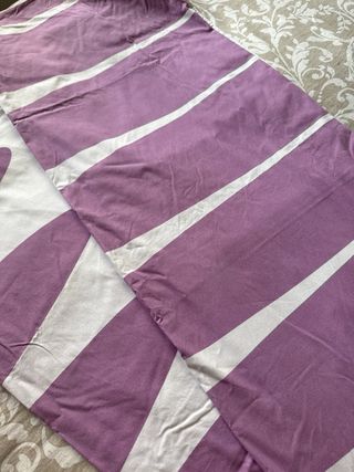 Funda nórdico Ikea cama de 90cm en morado y blanco
