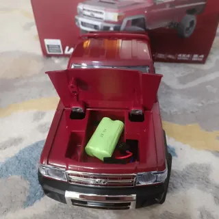 Coche RC Toyota Land Cruiser 1:12 MN82