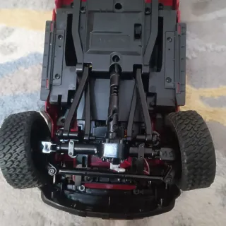 Coche RC Toyota Land Cruiser 1:12 MN82