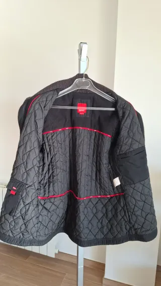 Chaqueta acolchada negra Esprit