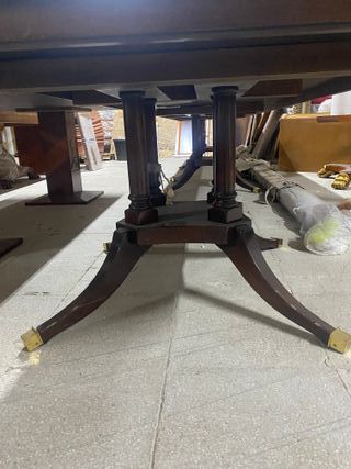 Maestoso tavolo rappresentanza in legno 1600x1200