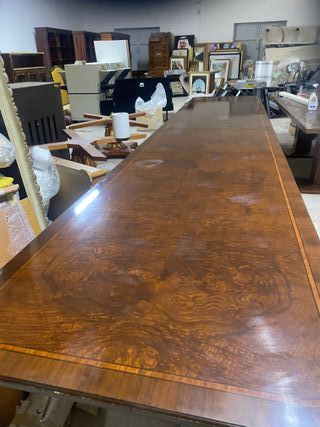 Maestoso tavolo rappresentanza in legno 1600x1200