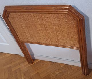 CABECERO EN MADERA Y RAFIA