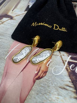 Pendientes Massimo Dutti Dorados Perla Irregular