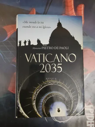 Libro Vaticano 2035 de Pietro de Paoli