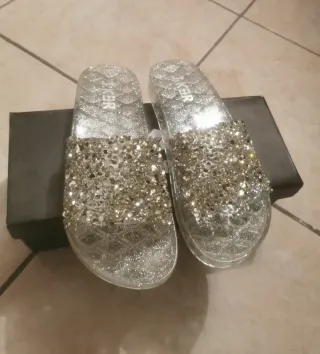 Ciabatte donna glitter argento pantofole gomma