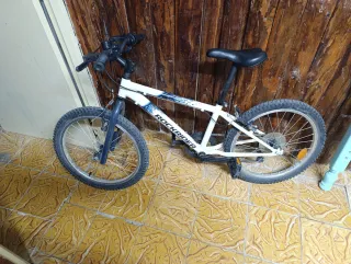 Bicicleta Decathlon 20 Blanca