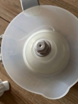 Exprimidor Eléctrico Bluesky