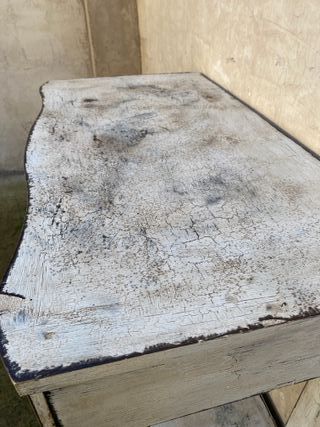 Consola Antigua Madera Blanca y Negra