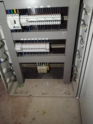 Cuadros de luz de obra