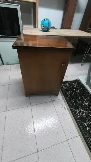 Máquina de coser Singer antigua