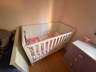 Cuna evolutiva convertible en cama + comoda