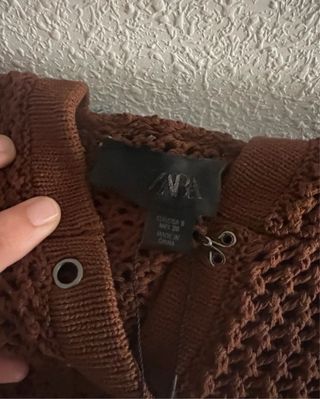 Chaqueta de punto Zara marrón con capucha