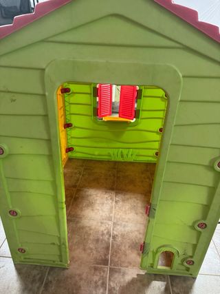 Casita de juegos infantil