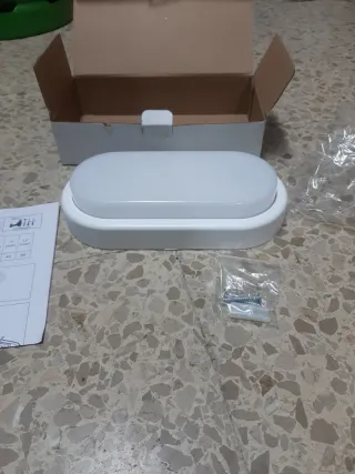 Pantalla de luz LED ovalada.