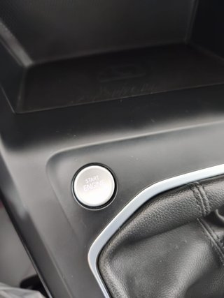 Volkswagen Golf 2023 TSI 110CV