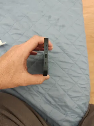 iPhone 14 128GB con caja y cable