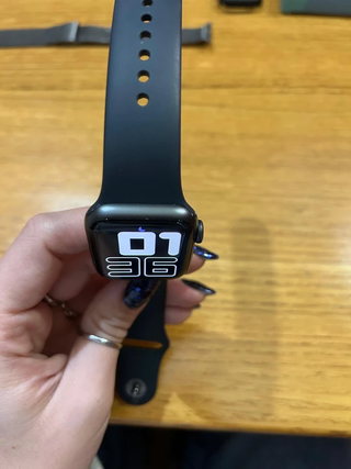 Apple Watch SE 1ª Gen GPS 40mm Grigio Siderale