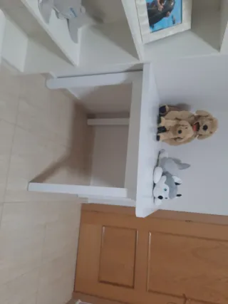 Mesa extensible de madera blanca