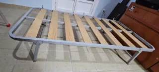 Somier metálico con láminas de madera