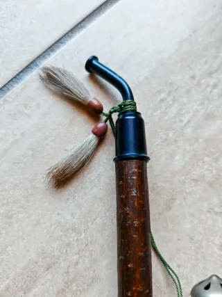 Antico Arnese In Ceramica E Legno