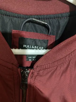 Chaqueta bomber burdeos